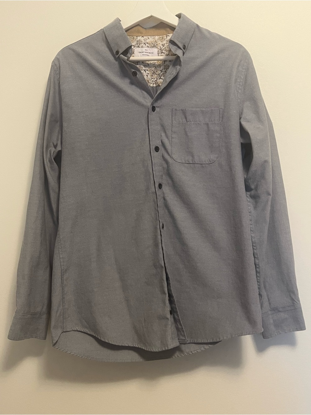 Men’s Gray Button Down Shirt Size M |‎ Lightweight Long Sleeve Casual Shirt